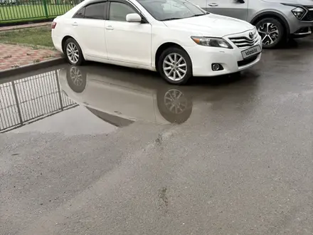 Toyota Camry 2006 года за 5 500 000 тг. в Атырау – фото 2