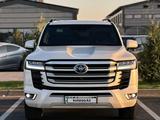 Toyota Land Cruiser 2023 года за 54 500 000 тг. в Шымкент