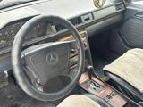 Mercedes-Benz E 260 1992 годаүшін2 500 000 тг. в Караганда – фото 2