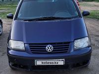 Volkswagen Sharan 2001 года за 3 200 000 тг. в Актобе