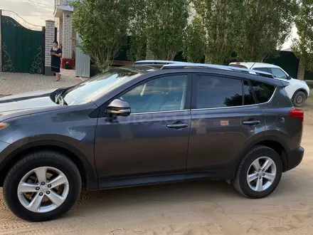 Toyota RAV4 2014 года за 9 000 000 тг. в Актобе – фото 22