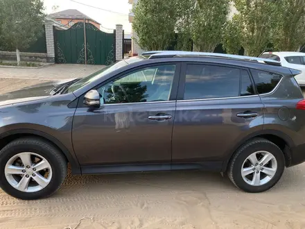 Toyota RAV4 2014 года за 9 000 000 тг. в Актобе – фото 27