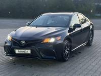 Toyota Camry 2021 года за 14 500 000 тг. в Уральск