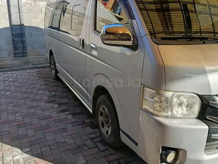 Toyota Hiace 2014 года за 13 750 000 тг. в Алматы – фото 4