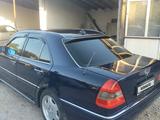 Mercedes-Benz C 280 1994 года за 2 600 000 тг. в Шымкент – фото 2