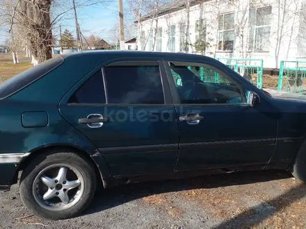 Mercedes-Benz C 180 1995 года за 1 580 000 тг. в Павлодар – фото 3