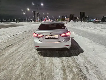 Hyundai Elantra 2015 года за 6 300 000 тг. в Астана – фото 4