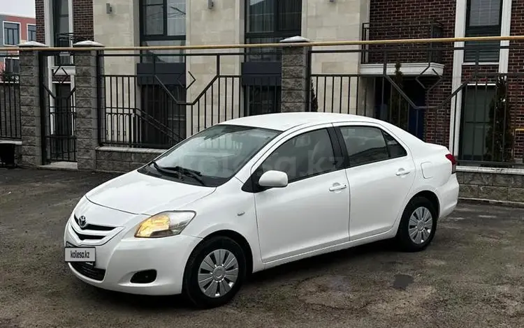 Toyota Yaris 2008 года за 3 750 000 тг. в Алматы