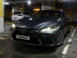 Lexus ES 300h 2022 года за 17 900 000 тг. в Астана – фото 3