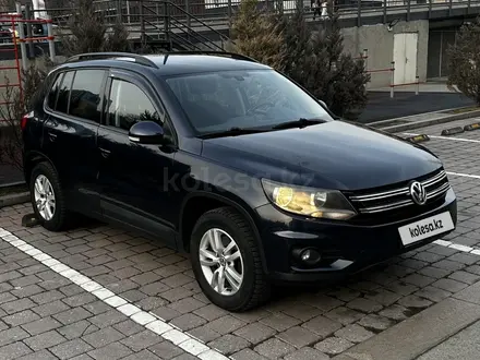 Volkswagen Tiguan 2013 года за 6 900 000 тг. в Алматы