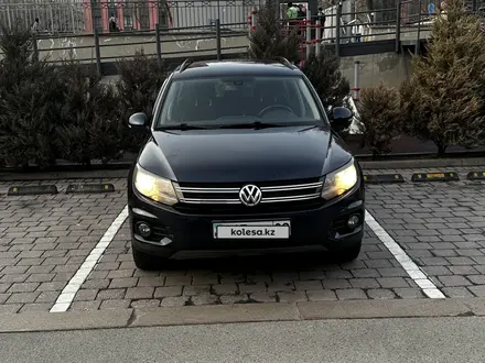 Volkswagen Tiguan 2013 года за 6 900 000 тг. в Алматы – фото 2