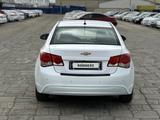 Chevrolet Cruze 2013 года за 3 550 000 тг. в Атырау – фото 4