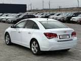 Chevrolet Cruze 2013 года за 3 550 000 тг. в Атырау – фото 3