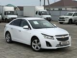 Chevrolet Cruze 2013 года за 3 550 000 тг. в Атырау – фото 2
