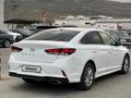 Hyundai Sonata 2018 года за 6 200 000 тг. в Актобе – фото 3