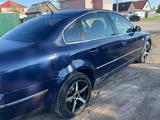 Volkswagen Passat 2003 годаfor2 650 000 тг. в Астана – фото 3