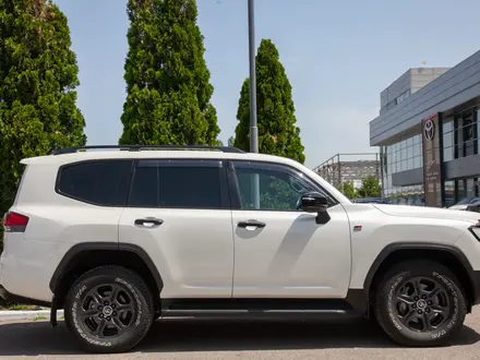 Toyota Land Cruiser 2023 года за 50 790 000 тг. в Алматы – фото 8