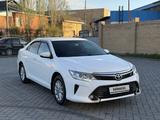 Toyota Camry 2015 годаүшін10 500 000 тг. в Семей – фото 4