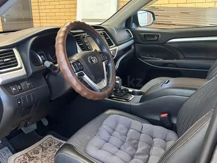 Toyota Highlander 2019 года за 17 500 000 тг. в Атырау – фото 9