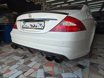 Бампер Mercedes-Benz W219 CLS Мерседес 219 Банан за 74 990 тг. в Караганда – фото 10