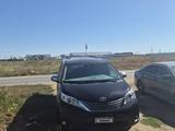 Toyota Sienna 2015 года за 9 300 000 тг. в Актобе – фото 2