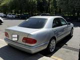 Mercedes-Benz E 320 1999 года за 3 800 000 тг. в Алматы – фото 3