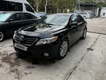 Toyota Camry 2011 года за 7 000 000 тг. в Атырау – фото 3