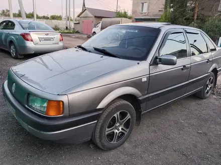 Volkswagen Passat 1988 года за 700 000 тг. в Караганда – фото 3