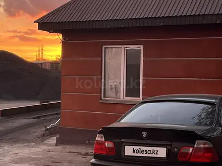 BMW 330 2001 года за 3 100 000 тг. в Алматы – фото 17