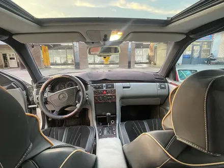 Mercedes-Benz E 280 1996 года за 3 200 000 тг. в Алматы – фото 9
