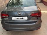Volkswagen Jetta 2017 года за 4 990 000 тг. в Шымкент – фото 5