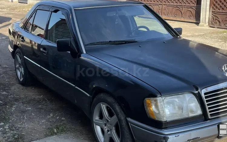 Mercedes-Benz E 200 1995 года за 2 500 000 тг. в Алматы