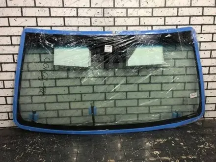 Лобовое стекло переднее, лобовое стекло заднее, стекло двери Toyota 16-25 за 50 000 тг. в Алматы
