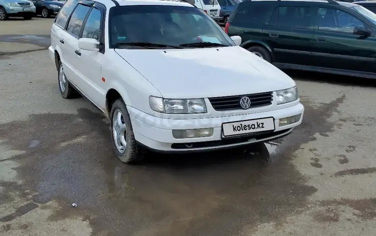 Volkswagen Passat 1993 года за 2 500 000 тг. в Актобе