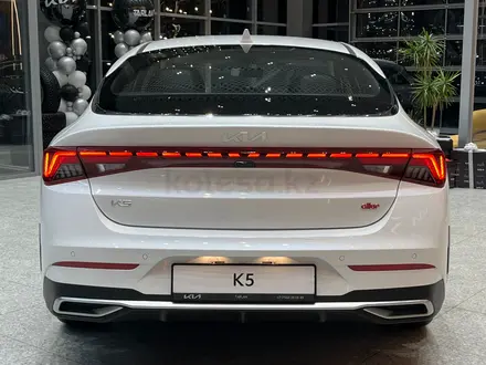 Kia K5 2022 года за 13 990 000 тг. в Костанай – фото 8