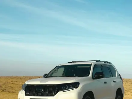 Toyota Land Cruiser Prado 2022 года за 25 500 000 тг. в Атырау