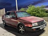 Volkswagen Vento 1992 года за 670 000 тг. в Есик – фото 4