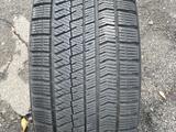 255 45 18 зима липучка Bridgestone Blizzak vrx 2 за 250 000 тг. в Алматы