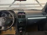 Renault Clio 2004 годаүшін1 600 000 тг. в Актобе – фото 2