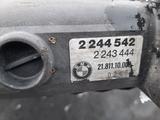Основной радиатор BMW 525tds 525td E34 за 22 000 тг. в Семей – фото 2