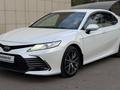 Toyota Camry 2021 года за 14 400 000 тг. в Алматы – фото 12