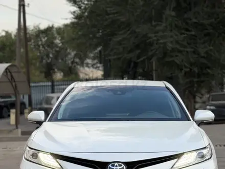 Toyota Camry 2021 года за 14 400 000 тг. в Алматы – фото 14
