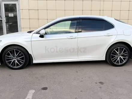 Toyota Camry 2021 года за 14 400 000 тг. в Алматы – фото 8