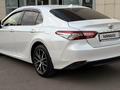 Toyota Camry 2021 года за 14 400 000 тг. в Алматы – фото 11