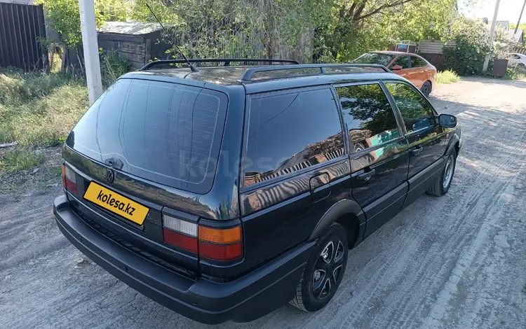 Volkswagen Passat 1992 годаүшін1 370 000 тг. в Караганда