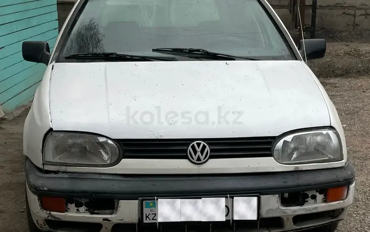 Volkswagen Golf 1996 года за 400 000 тг. в Алматы