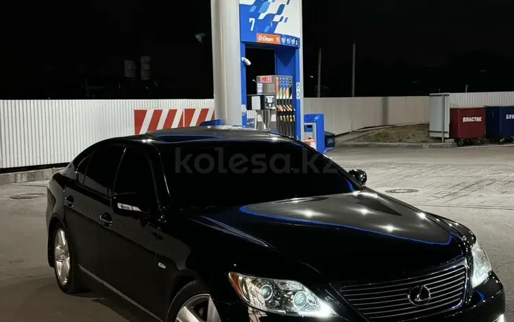 Lexus LS 460 2007 годаfor7 300 000 тг. в Астана