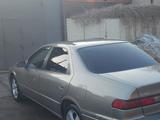 Toyota Camry 1999 года за 2 400 000 тг. в Павлодар – фото 2