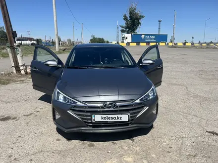 Hyundai Elantra 2019 года за 9 500 000 тг. в Алматы