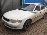 Opel Vectra 2001 годаүшін2 700 000 тг. в Актобе